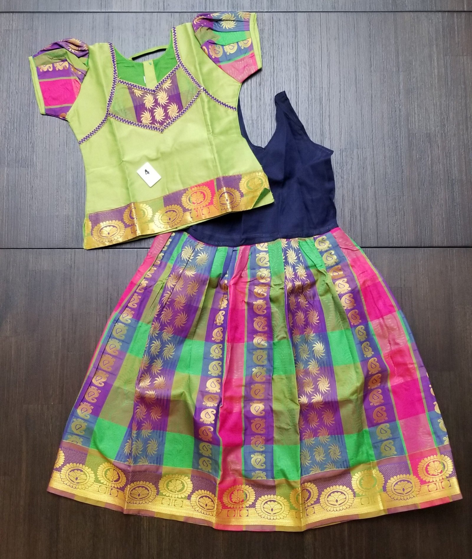 il_fullxfull.5372702852_7ezp.jpg Kids' Silk Lehenga Choli Set, Indian Ethnic Dress (1-13 Years) - Image 8
