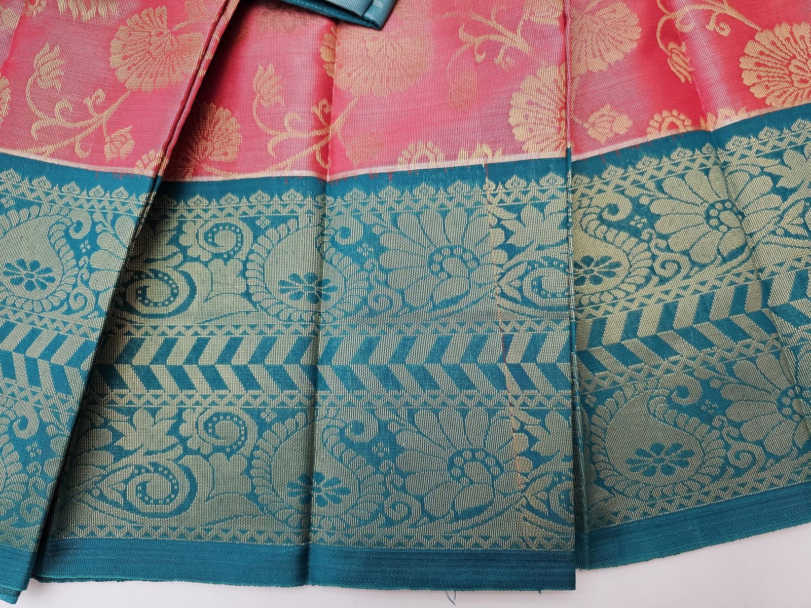 il_fullxfull.6274331776_ckbz.jpg Elegant Tissue Silk Saree: Peach and Green Weaving Work, Stitched Blouse - Image 5