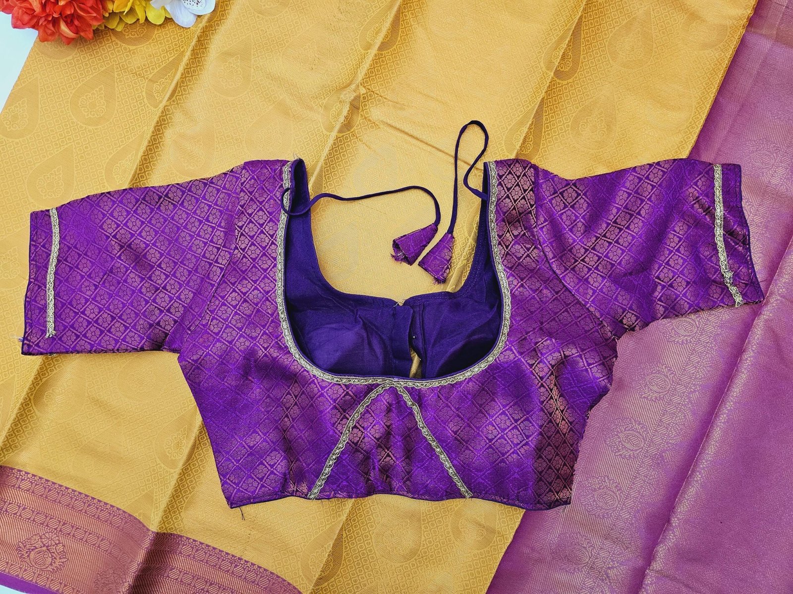il_fullxfull.6322554209_9eda.jpg Yellow & Magenta Silk Saree: Designer Stitched Blouse, Weaving Work - Image 3