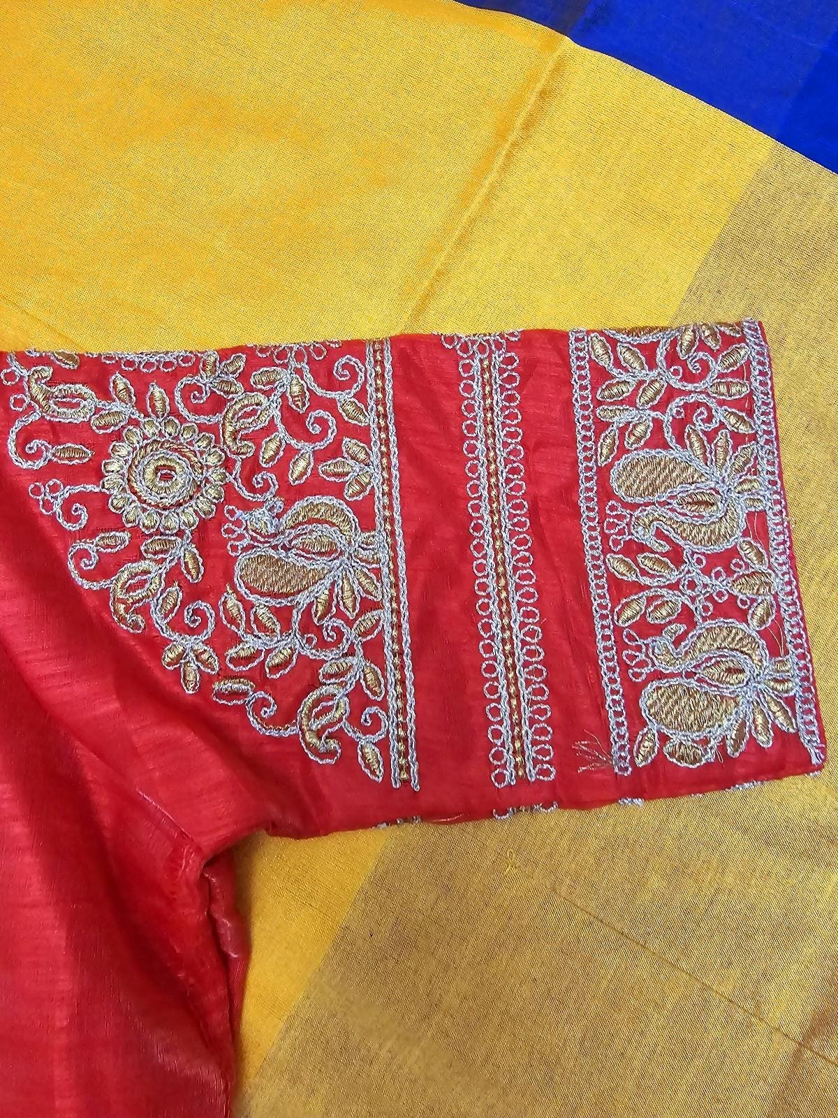 il_fullxfull.6322757927_r0rv.jpg Elegant Silk Saree: Woven Design with Stitched Embroidery Blouse - Image 4