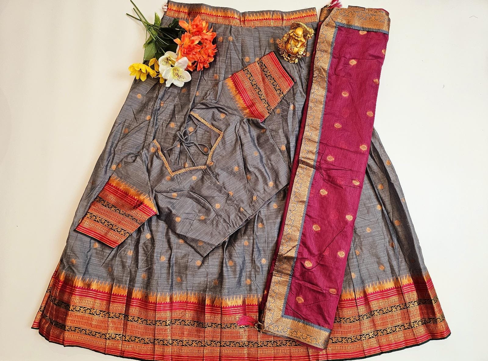 il_fullxfull.6604791473_c31w.jpg Narayanpet Zari Lehenga: Stitched Indian Half Saree, Festive Ethnic Wear - Image 3